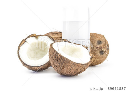 Coconut milk isolated over a white background 89651887