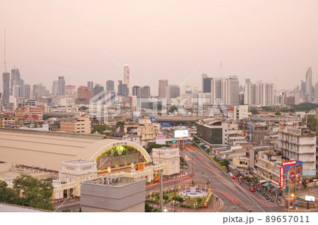 Evening View of Bagnkok Train Station and Surround Evening View of Bagnkok Train Station and Surround 89657011