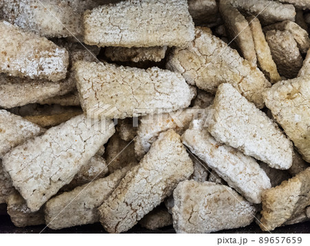 Frozen fishcakes in the refrigerator in the store 89657659