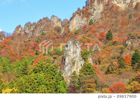 妙義山の紅葉 妙義山の紅葉 89657900
