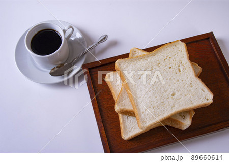 パンとコーヒー ティータイム パンとコーヒー ティータイム 89660614