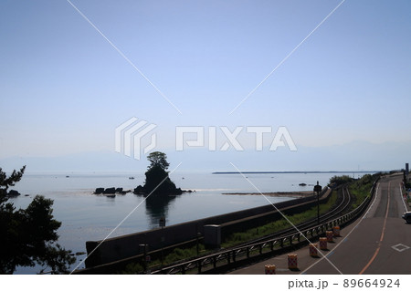 道の駅雨晴の景観 89664924
