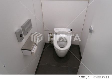 道の駅雨晴の景観 89664933