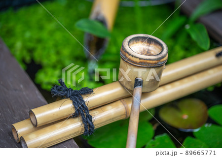 日本のつくばい　和風イメージ 89665771