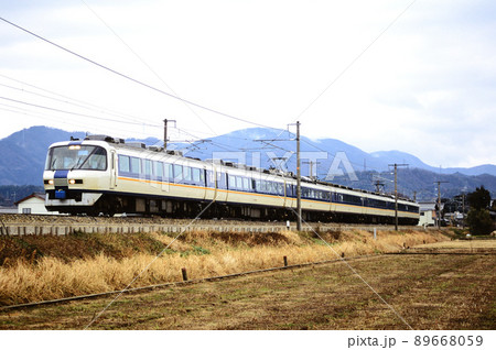 2003年　北陸線を走る485系L特急しらさぎ 89668059