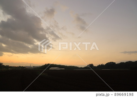夕焼け空 89669198