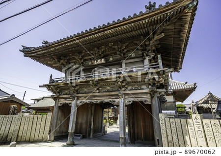 四国八十八箇所16番 観音寺 山門 徳島県徳島市 四国八十八箇所16番 観音寺 山門 徳島県徳島市 89670062