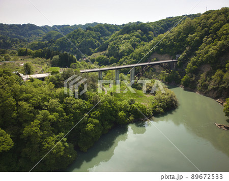 オリンピック道路（白馬長野有料道路）安庭橋と日高トンネル　長野県長野市（ドローンによる空撮） 89672533