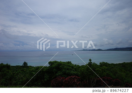 玉取﨑展望台からみた太平洋の青い海 玉取﨑展望台からみた太平洋の青い海 89674227