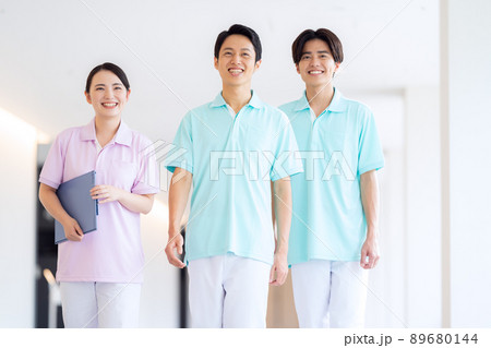介護　介護士　ヘルパー　看護師　医療　撮影協力「LINK FOREST」 89680144