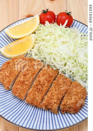 とんかつ 89681988