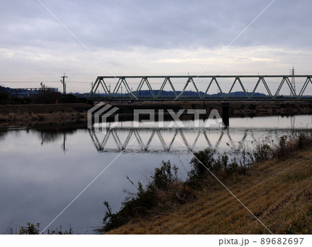 手賀川の風景 89682697