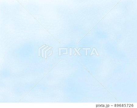 水色のムラのある淡い色の背景 89685726