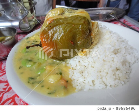 【ペルー】ペルーの名物料理「ロコト・レジェーノ」（クスコ） 89686496