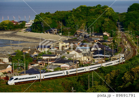 【肥前飯田と有明海の俯瞰】885系・白いかもめ 89691791