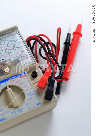 電気・電子回路を計測する機器（アナログテスター　計測機器） 89695050