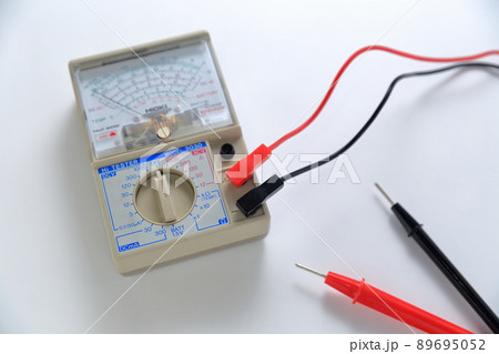 電気・電子回路を計測する機器（アナログテスター　計測機器） 89695052