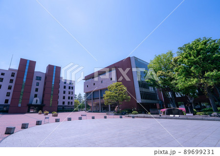 自然に囲まれた美しい山梨学院大学のキャンパス 総合大学 甲府市 自然に囲まれた美しい山梨学院大学のキャンパス 総合大学 甲府市 89699231