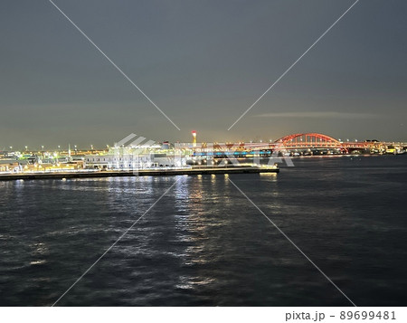 神戸港の夜景 89699481