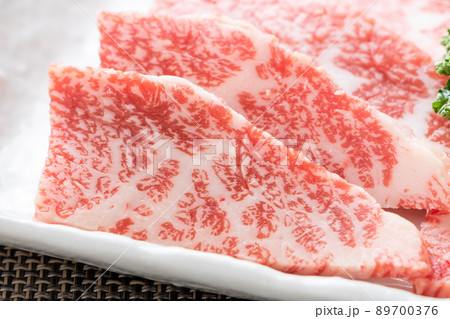 焼肉用牛肉(ロース)のアップ。 89700376