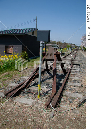 線路の終わり「車止め」JR久留里線上総亀山駅 89701125