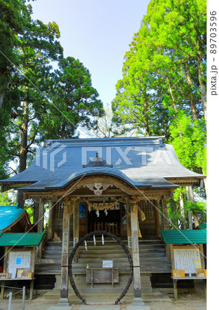 世界遺産　平泉中尊寺白山神社茅の輪くぐり　岩手県 89703596
