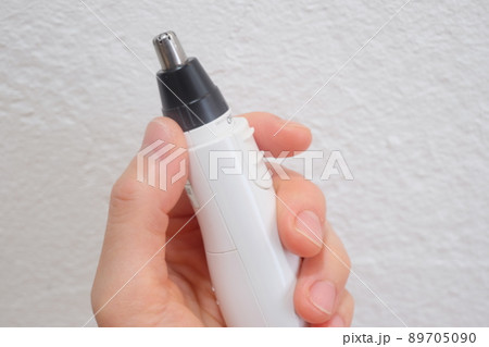 電動鼻毛カッターの電池交換　 89705090