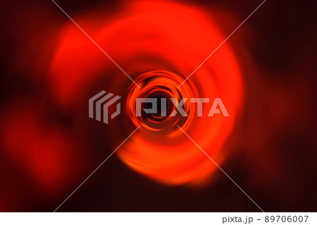 宇宙空間のワープをイメージした背景素材（ワームホール ・ブラックホールのイメージ） 89706007