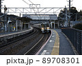 電車 89708301