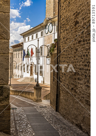 the alley of Spoleto 89713591