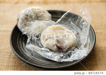 レンチンして柔らかくなった焼き餅 89716574