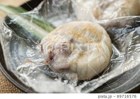 レンチンして柔らかくなった焼き餅 89716576