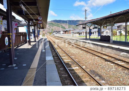 岩手　JR釜石線　遠野駅構内 89718273