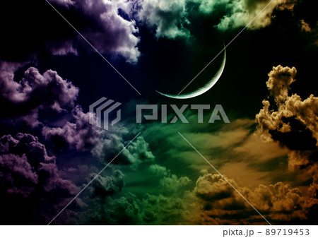 The moon in the night skyのイラスト素材 [89719453] - PIXTA