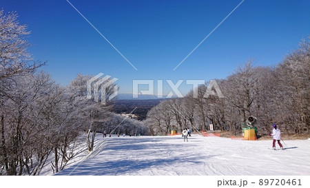 軽井沢プリンスホテルスキー場 頂上からの景色 軽井沢プリンスホテルスキー場 頂上からの景色 89720461