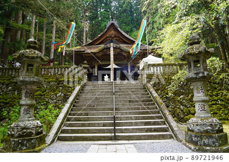 光前寺（こうぜんじ）は、長野県駒ヶ根市赤穂にある天台宗の別格本山の寺院である。 89721946