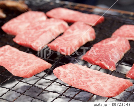 焼肉 BBQ バーベキュー 網焼き 牛肉 夏休み 焼肉 BBQ バーベキュー 網焼き 牛肉 夏休み 89723543