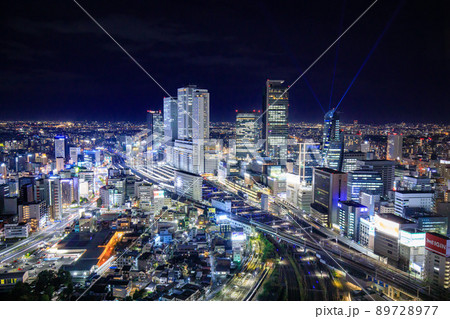 名古屋市　グローバルゲートから眺めた名古屋駅方面の夜景 89728977