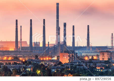 Steel plant at night in Mariupol, Ukraine before war Steel plant at night in Mariupol, Ukraine before war 89729056