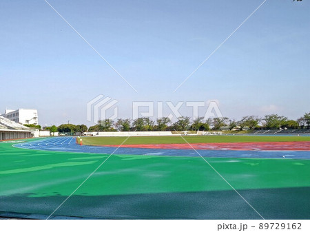 神奈川県立スポーツセンター　陸上競技場　第二種公認陸上競技場   藤沢市善行   2022年4月 89729162