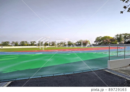 神奈川県立スポーツセンター　陸上競技場　第二種公認陸上競技場   藤沢市善行   2022年4月 89729163