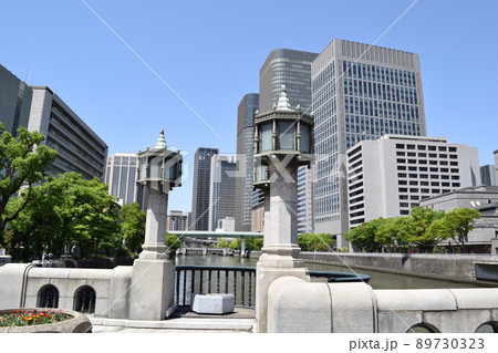 大阪市中央区 淀屋橋駅周辺の街並み 89730323