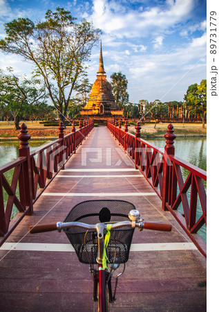 Bicycle in Wat Sra Sri or Wat Sa Si in Sukhothai historical park in Thailand Bicycle in Wat Sra Sri or Wat Sa Si in Sukhothai historical park in Thailand 89731779