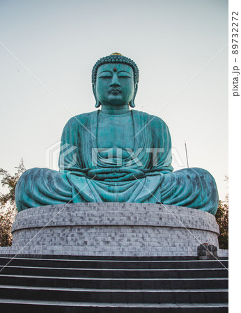 Wat Doi Prachan Mae Tha or Wat Phra That Doi Phra Chan in Lampang, Thailand 89732272