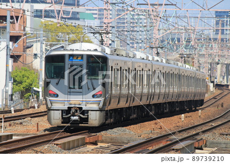 JR神戸線塚本駅 225系快速 89739210