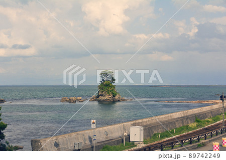 富山・雨晴海岸 89742249