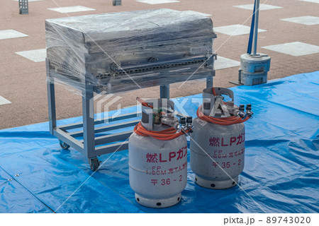 イベント会場　飲食ブースの調理器具 89743020