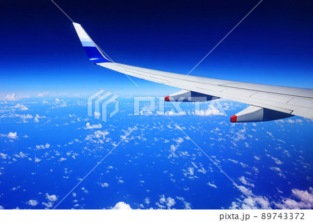 旅客機 上空 空 89743372