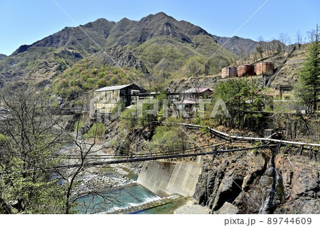足尾銅山跡　渡良瀬川に本山駅遺跡 89744609