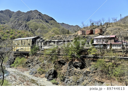 足尾銅山跡 渡良瀬川に本山駅遺跡 足尾銅山跡 渡良瀬川に本山駅遺跡 89744613